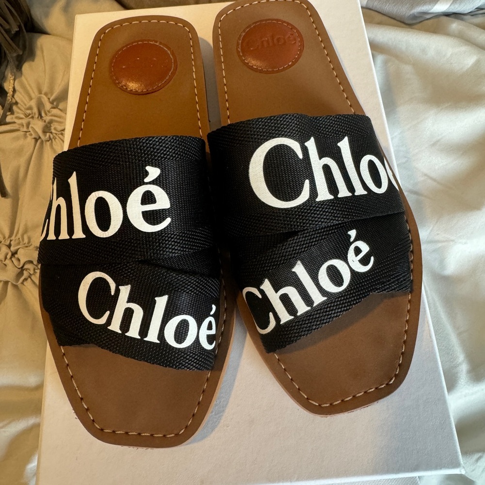 Chloe Woody Logo Black/White Slide Sandals - Picture 2 of 6